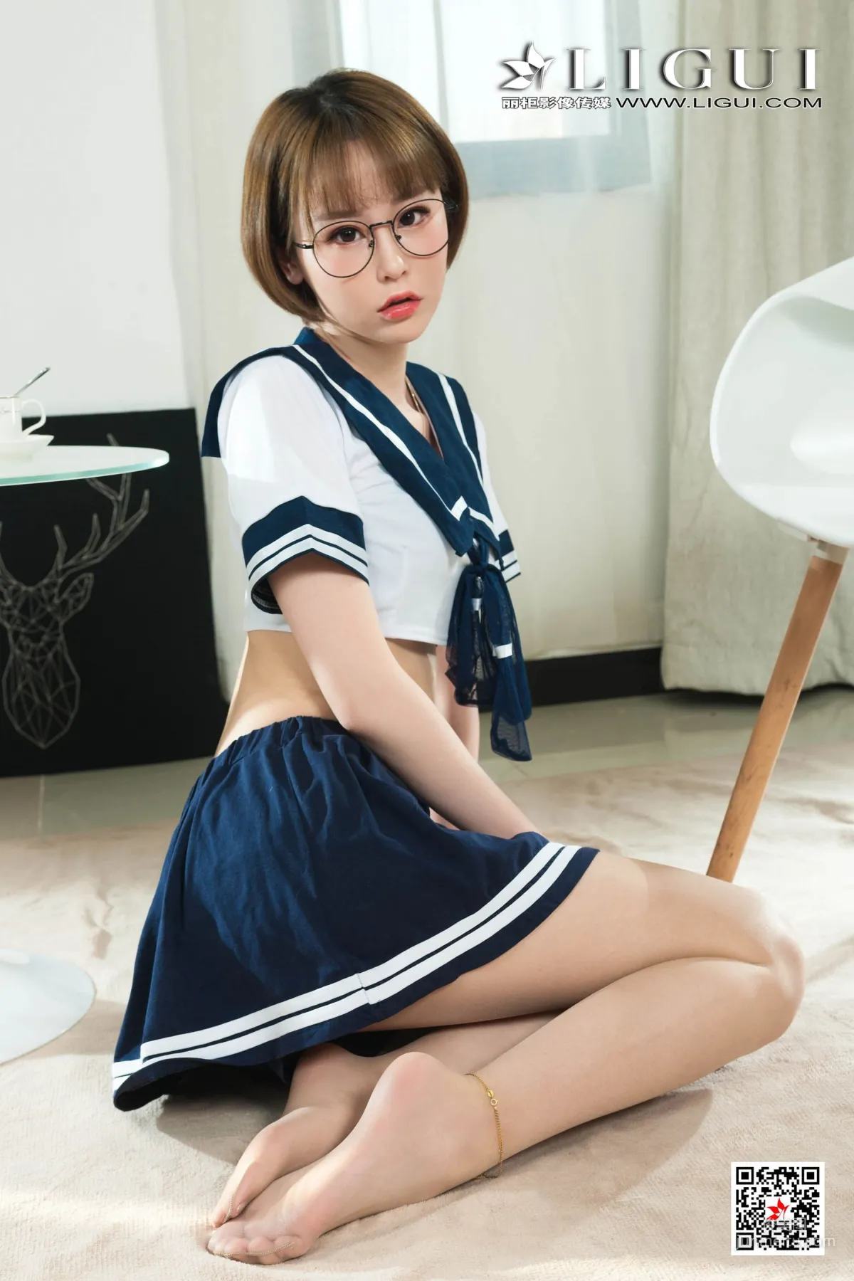 Model 洋洋《水手服眼镜妹丝足》 [丽柜LIGUI] 网络丽人 写真集4