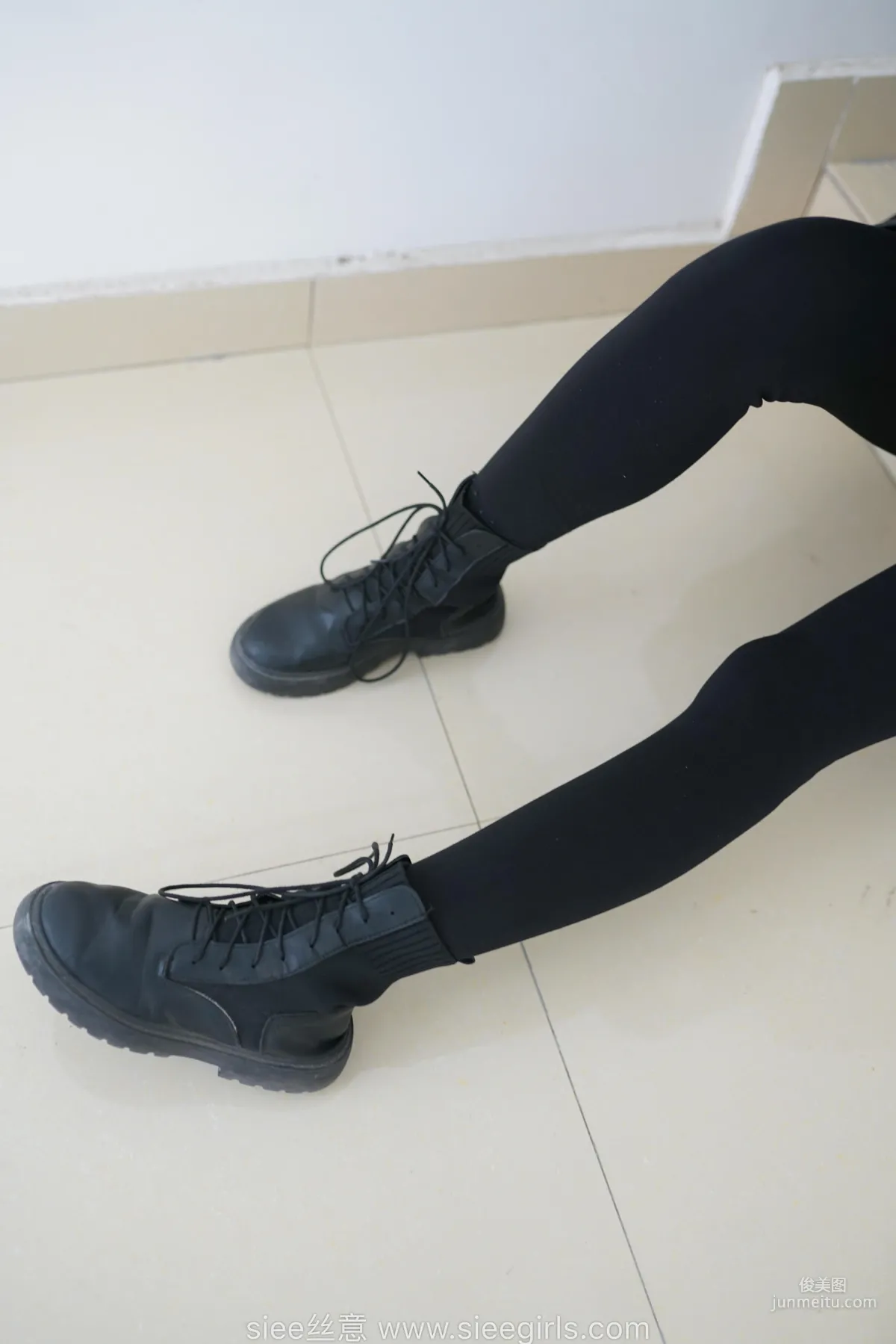 含含《伊人在水一方》 [丝意SIEE] No.433 写真集18