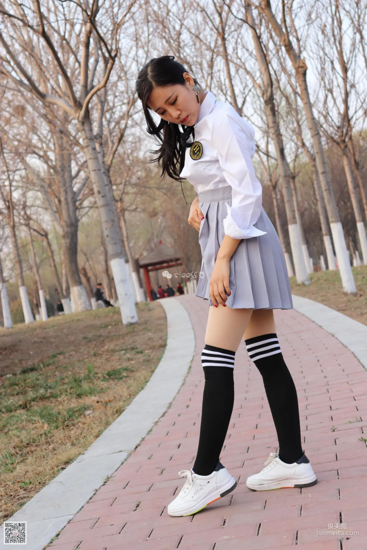 安安《學生長筒襪》 [絲意SIEE] No.060 寫真集 43
