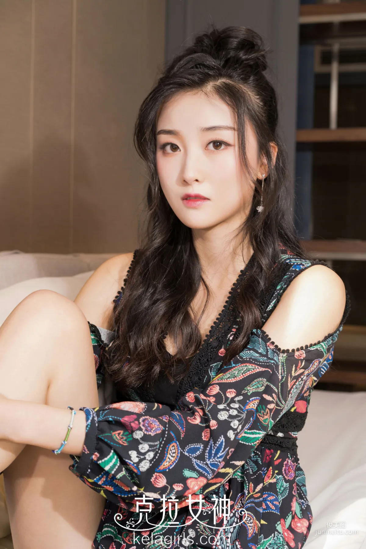 馨馨《香足點輕紅》 [克拉女神Kelagirls] 寫真集 3