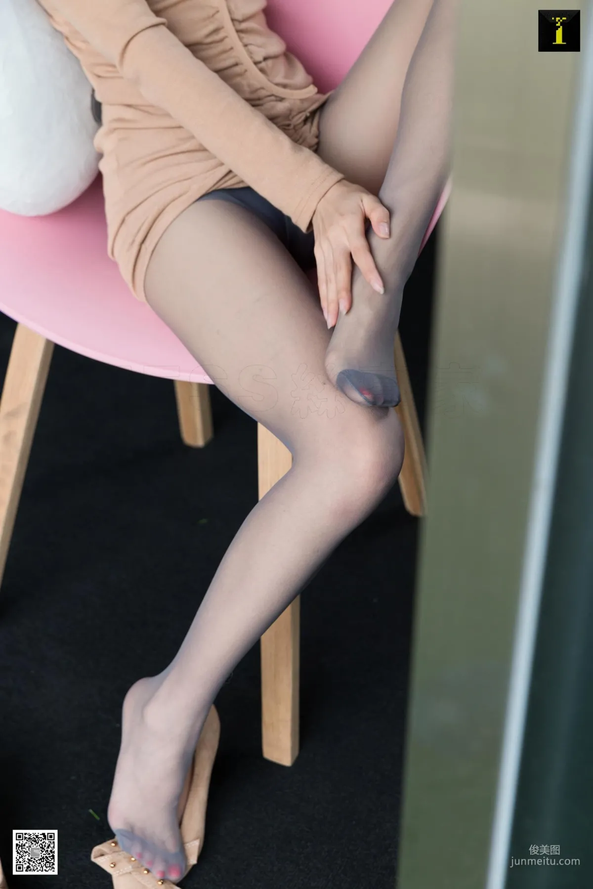 模特美子 《高級駝色系》 [異思趣向IESS] 寫真集 49