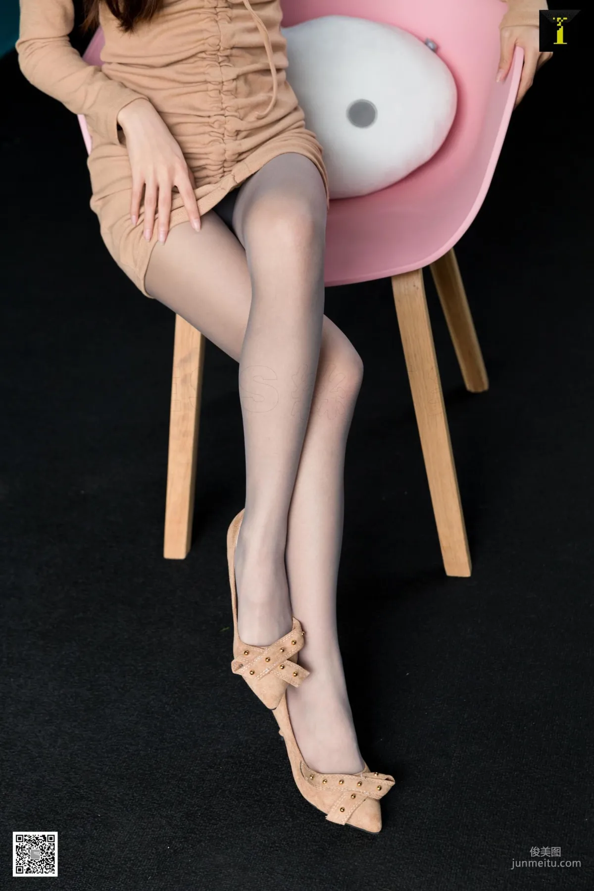 模特美子 《高級駝色系》 [異思趣向IESS] 寫真集 43