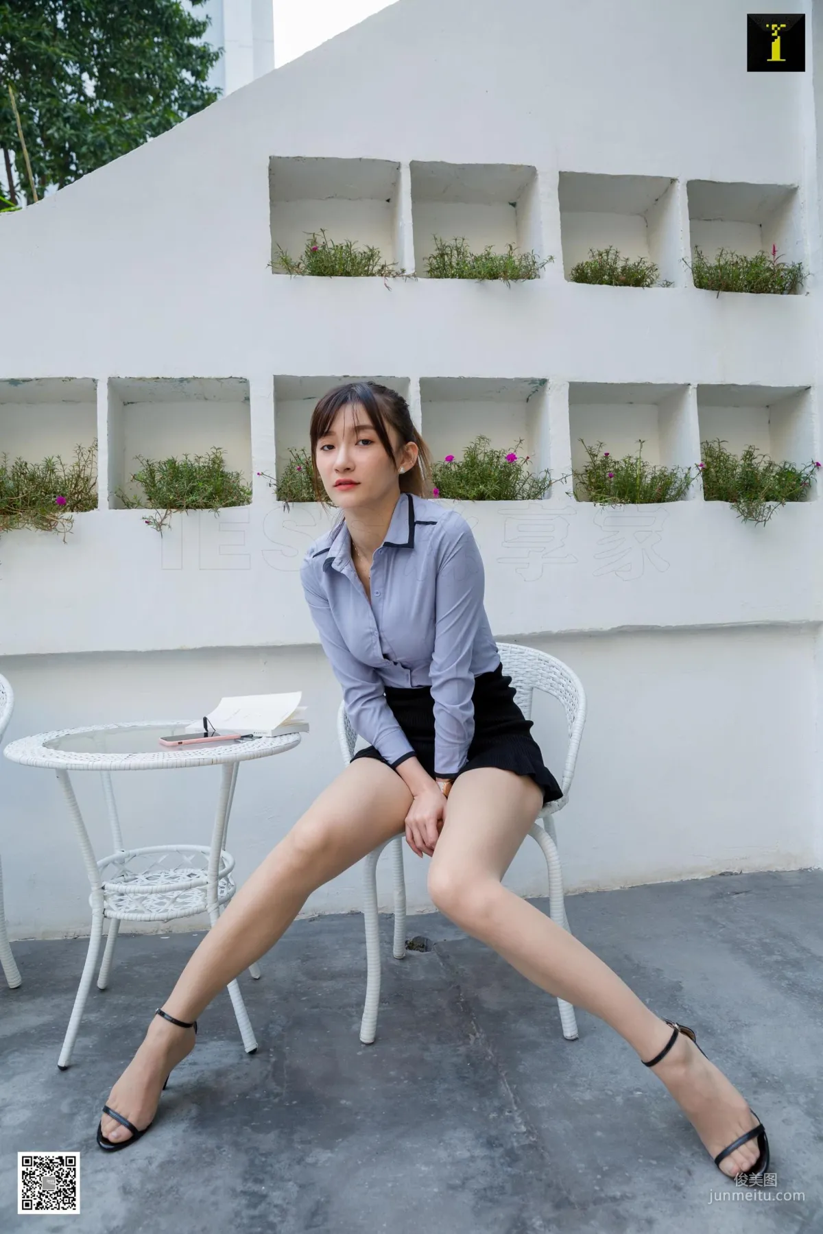 模特秋秋 《白領院子乘涼》 [異思趣向IESS] 寫真集 33