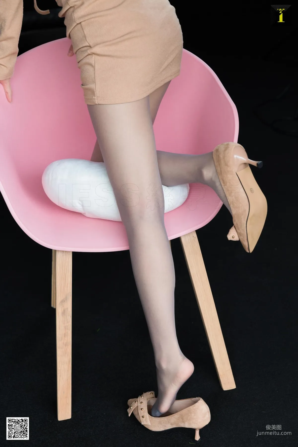 模特美子 《高級駝色系》 [異思趣向IESS] 寫真集 24