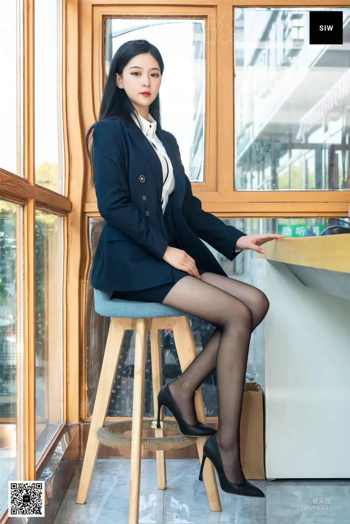 小谈《黑丝文员》 [斯文传媒SIW] 写真集10