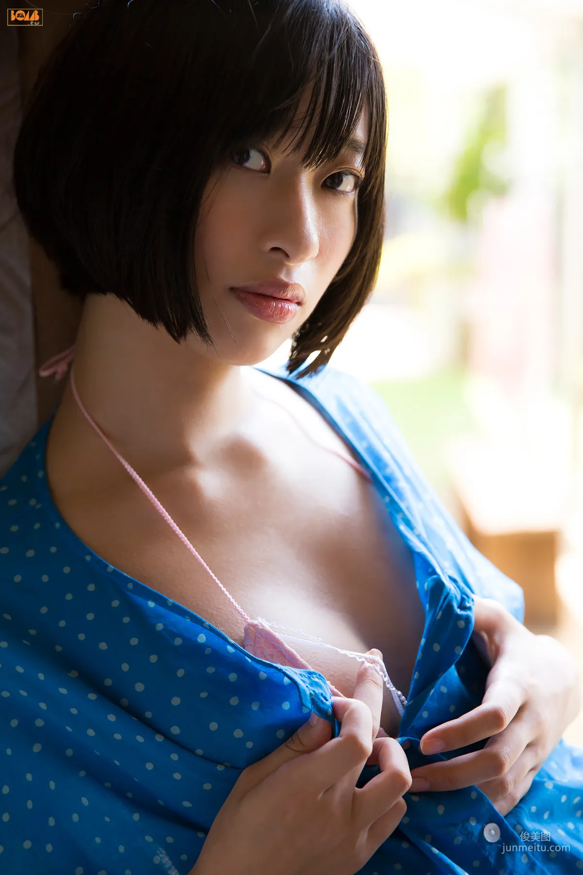 Yuka Kuramochi 倉持由香 寫真集 [Bomb.TV] 2016年06月号 14