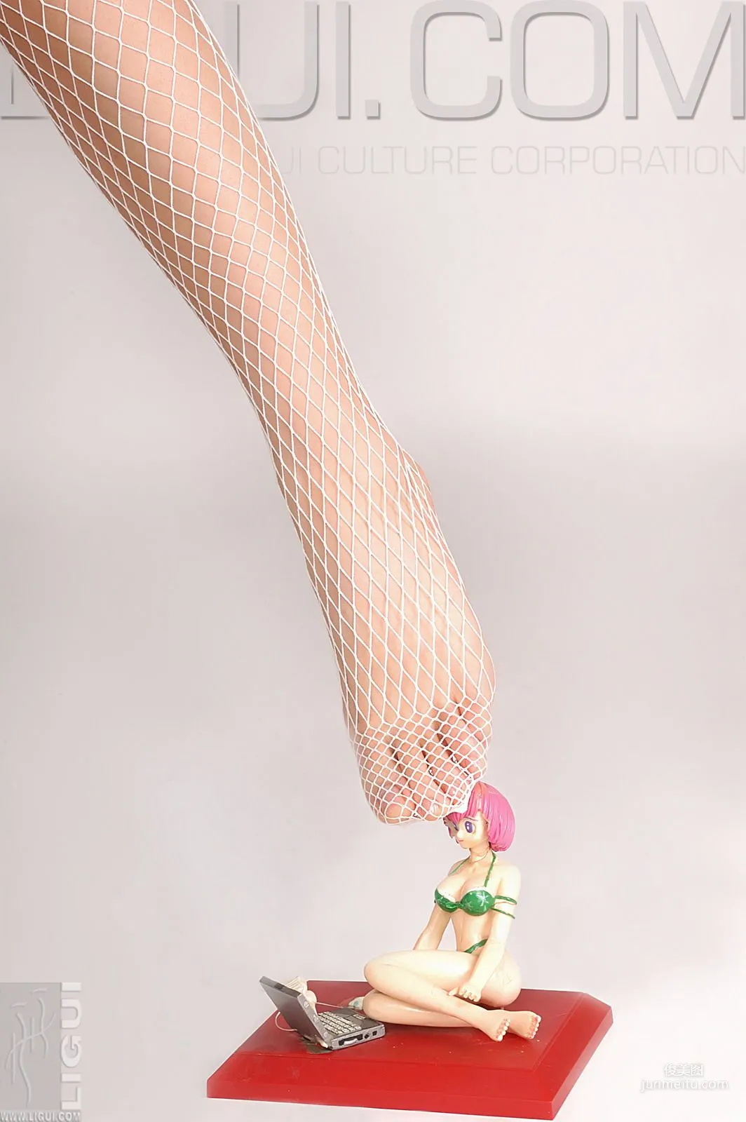 [麗櫃LiGui] Model 海倫《粉色的誘惑》絲足寫真集圖片 34