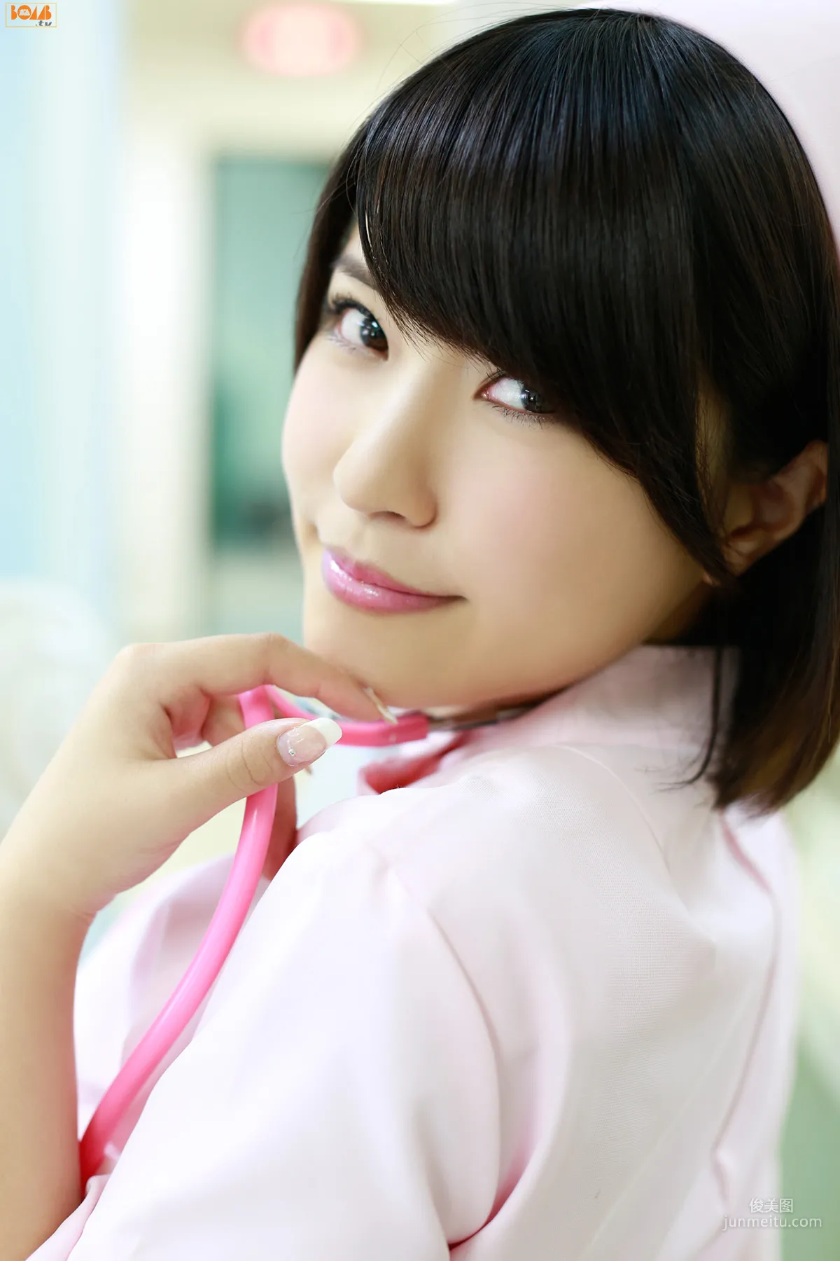 今野杏南、岸明日香《護士與病人的誘惑》 寫真集 [Bomb.TV] 2013年09月号 6