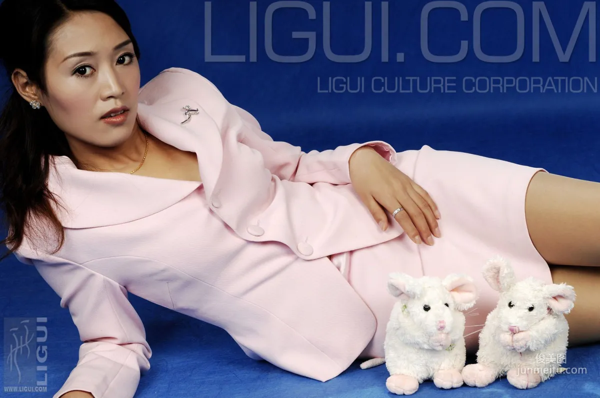 [麗櫃LiGui] Model 凱咪《兩隻幸福的小老鼠》絲足寫真集圖片 16
