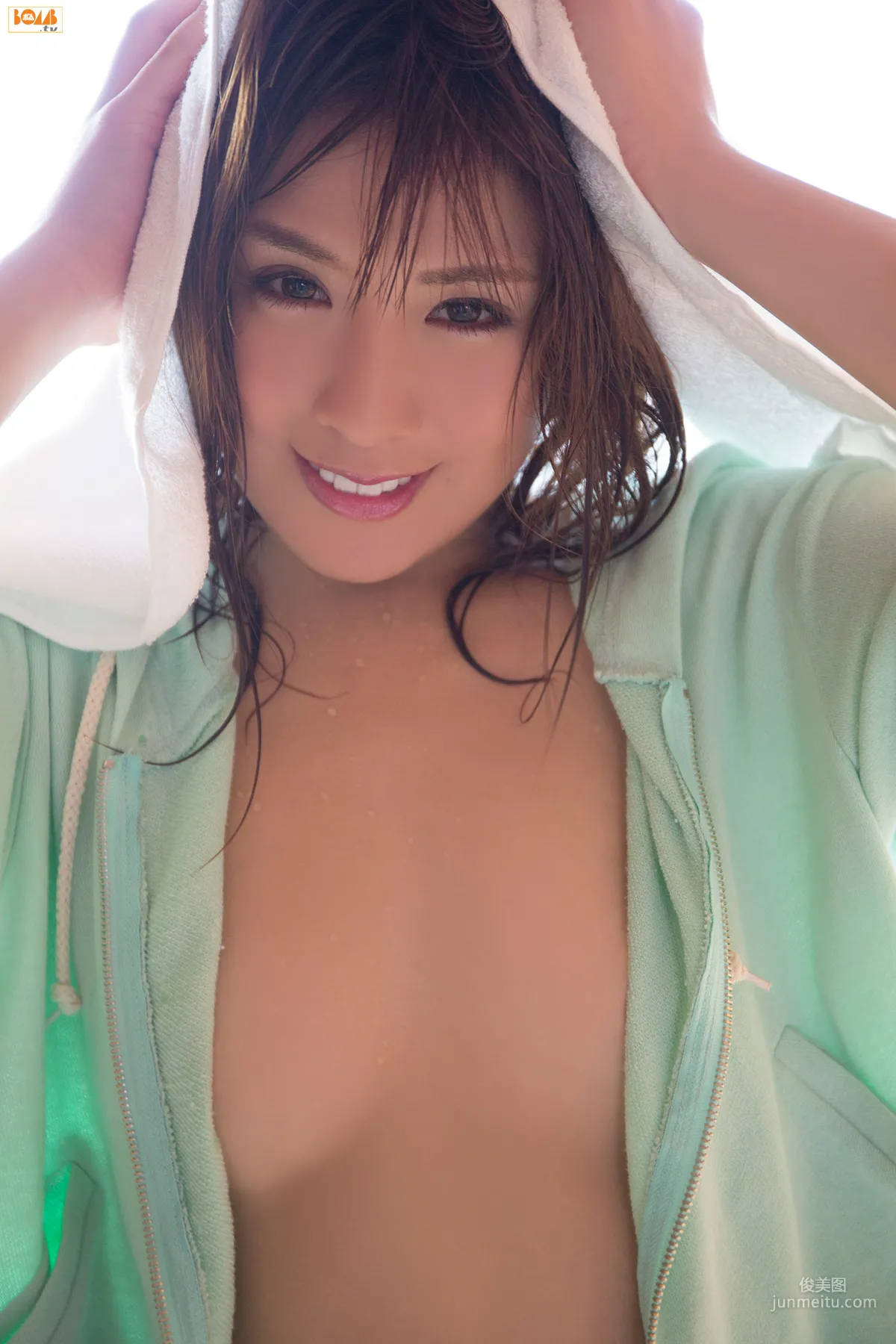 Chika Tono 遠野千夏 寫真集 [Bomb.TV] 2013年10月号 36