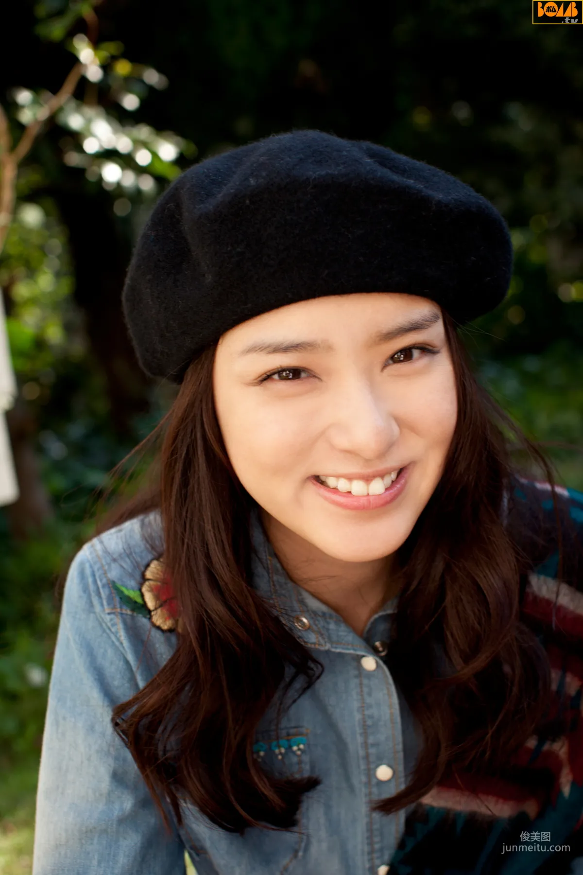 [Bomb.TV] 2012年02月号 武井咲 Emi Takei 写真集30
