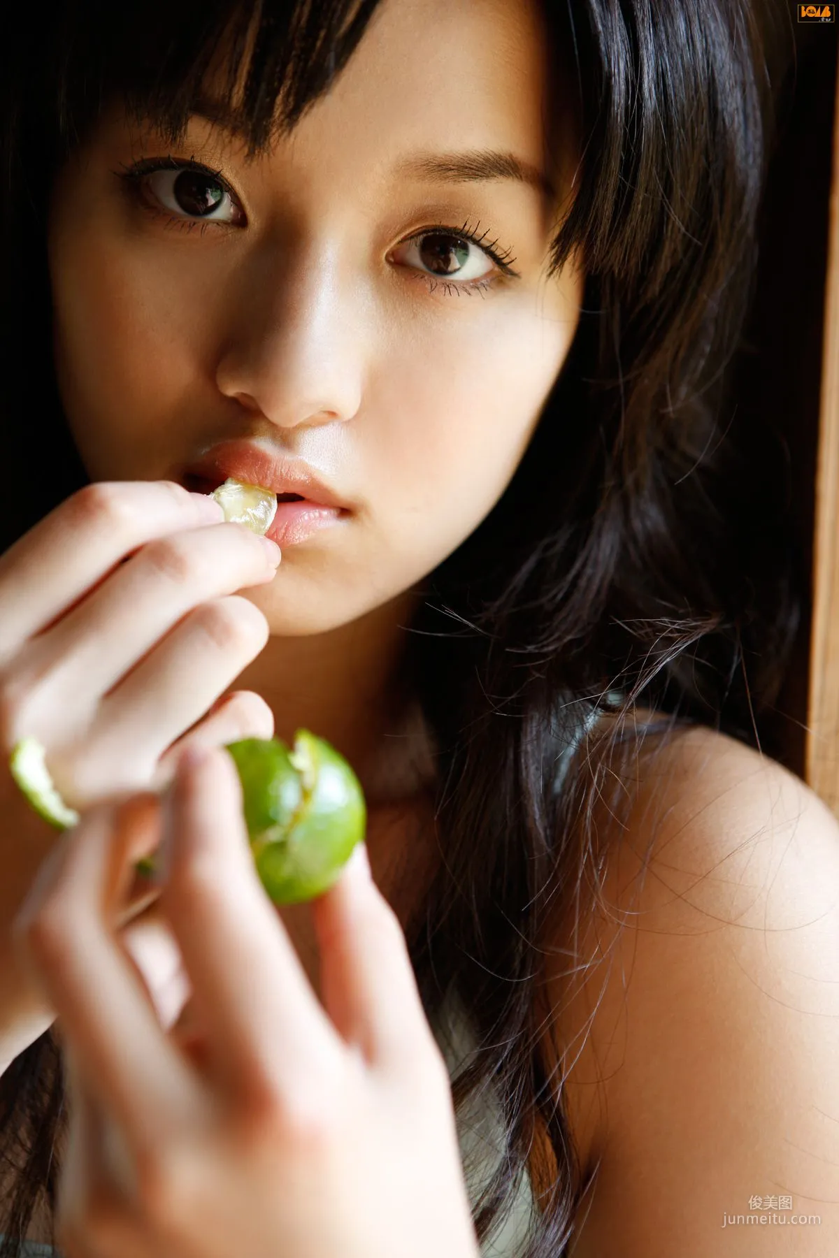 [Bomb.TV] 2010年04月刊 三宅瞳 Miyake Hitomi 寫真集 24