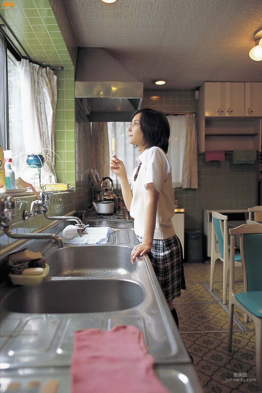[Bomb.TV] 2006年10月刊 Maki Horikita 堀北真希 寫真集 4
