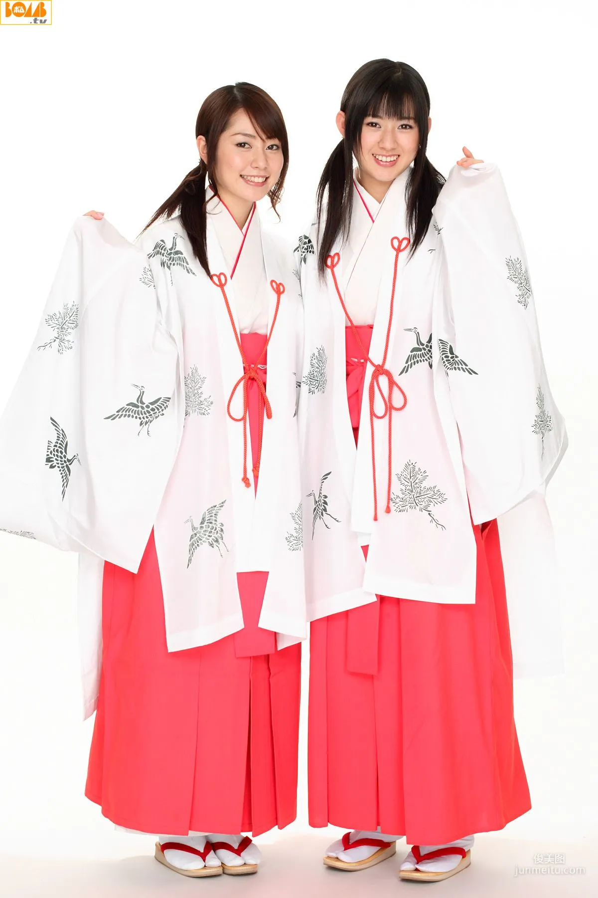 [Bomb.TV] 2007年01月刊 谷桃子& 稲生美紀 寫真集 12