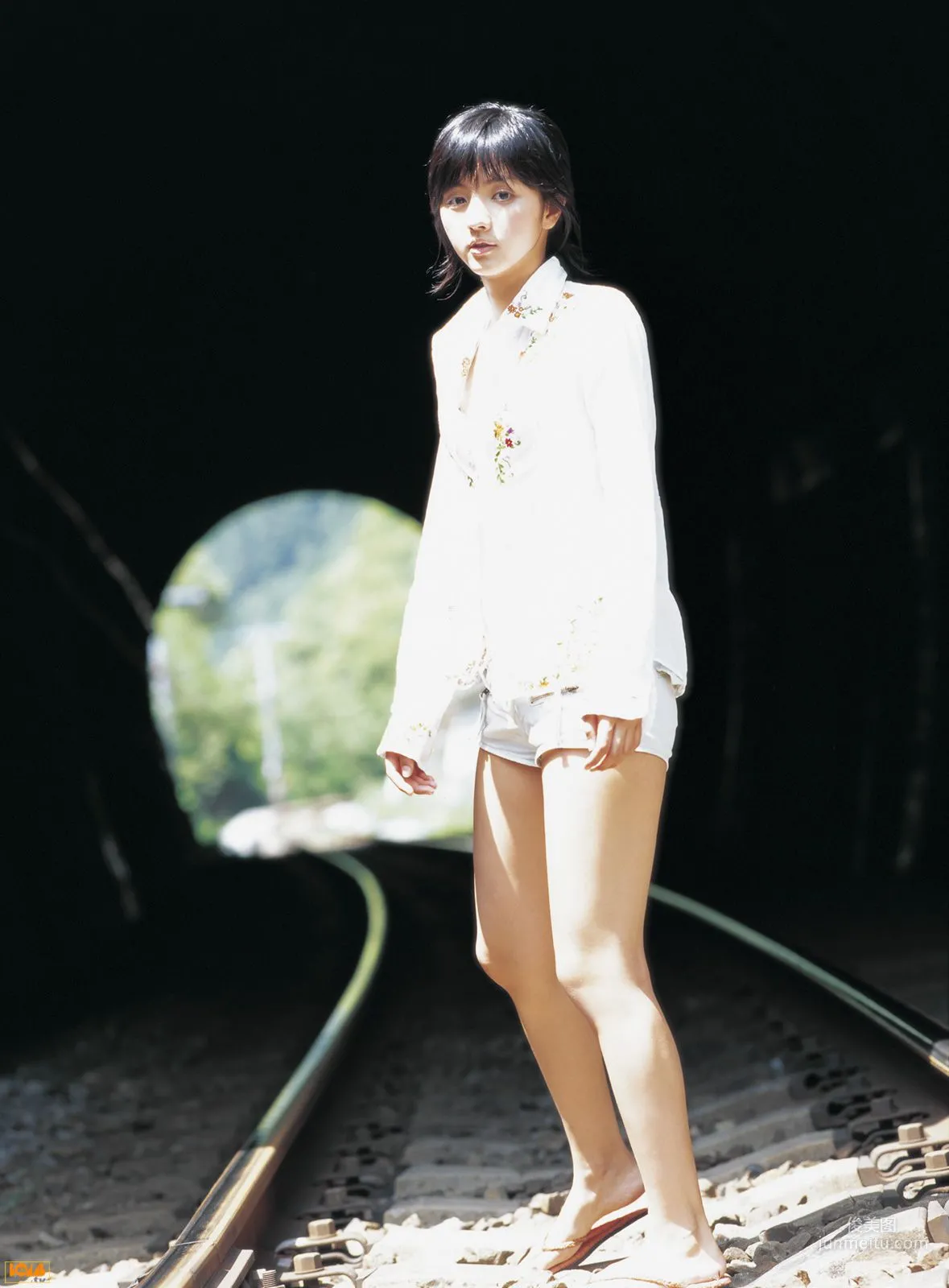 [Bomb.TV] 2005年08月刊 Hikari Mitsushima 満島ひかり/滿島光 寫真集 2