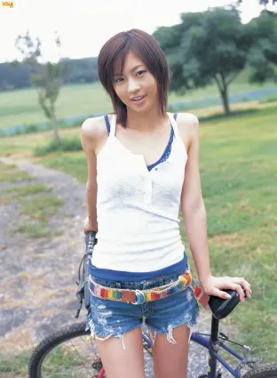 [Bomb.TV] 2005年11月刊 Misako Yasuda 安田美沙子 寫真集