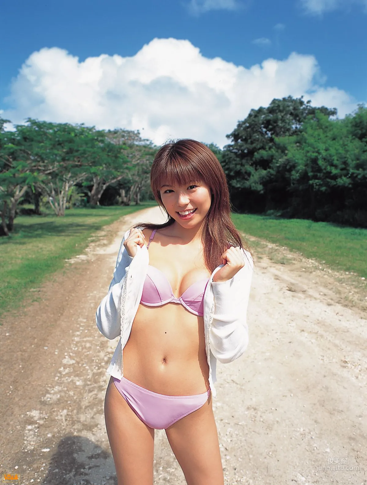 [Bomb.TV] 若槻千夏 Chinatsu Wakatsuki 写真集74