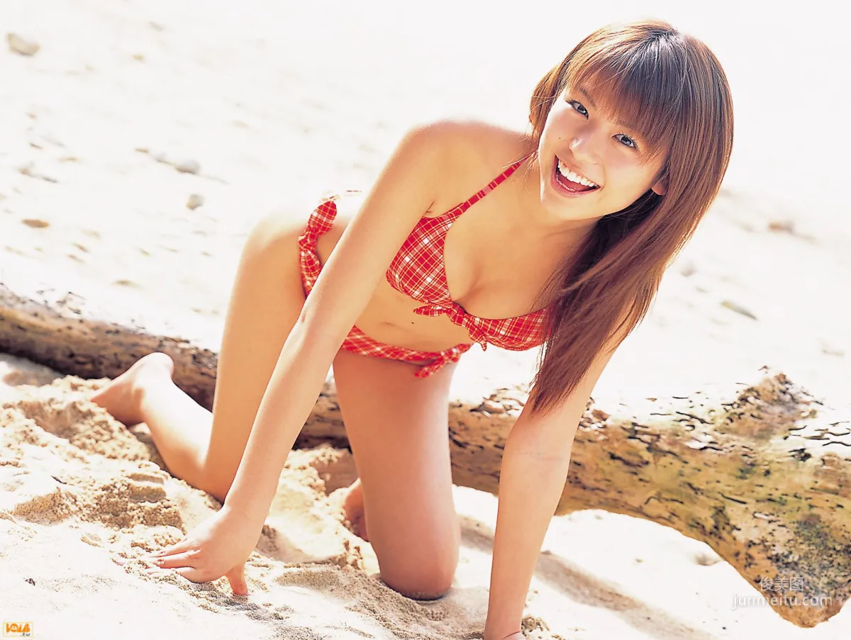 [Bomb.TV] 若槻千夏 Chinatsu Wakatsuki 写真集38
