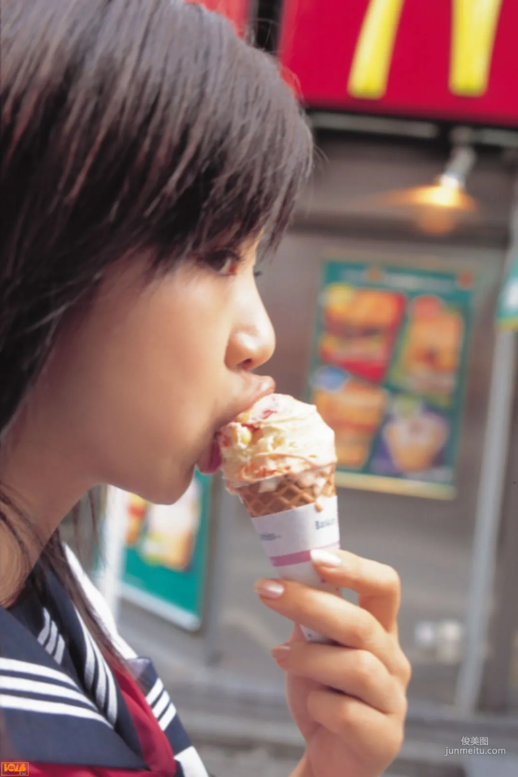 [Bomb.TV] Aki Hoshino ほしのあき/星野亜希 写真集7
