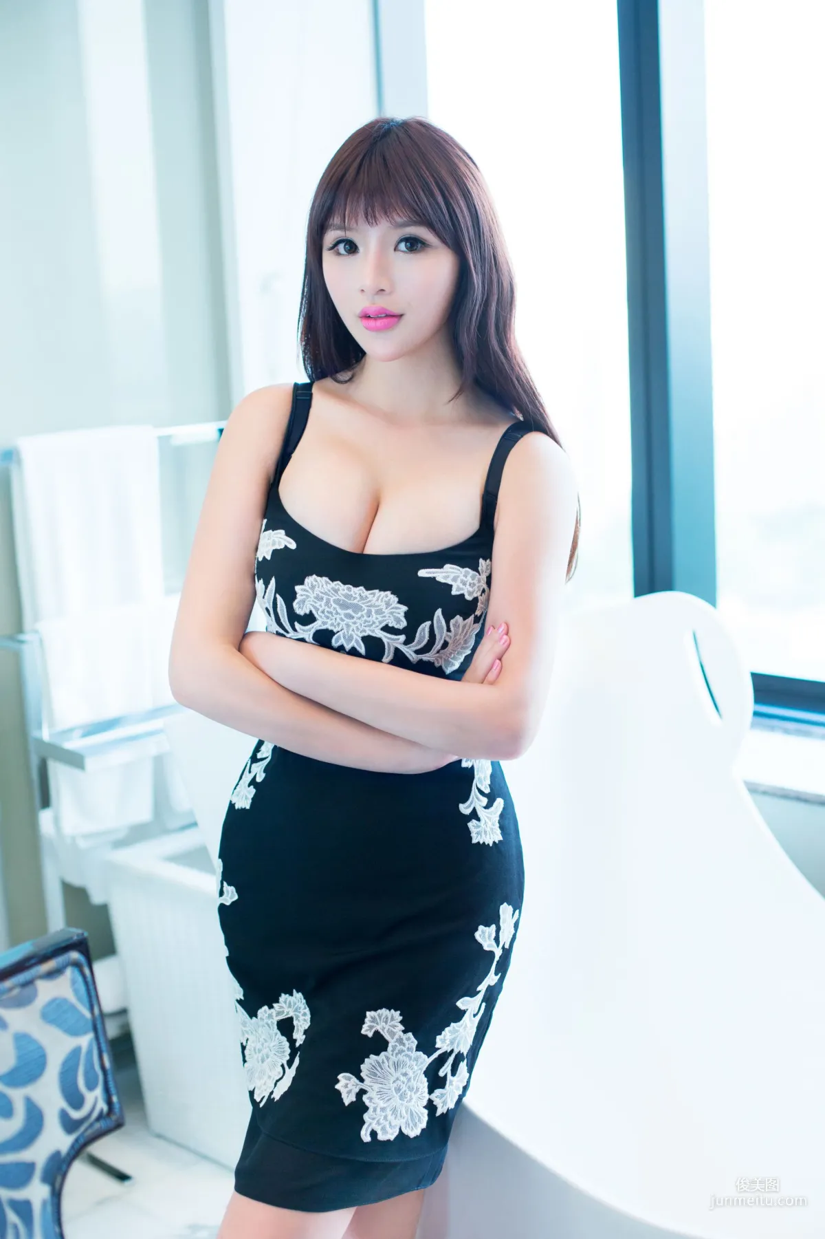 王依萌《萌顔巨乳、修長窈窕》 [推女郎TuiGirl] No.038 寫真集 26