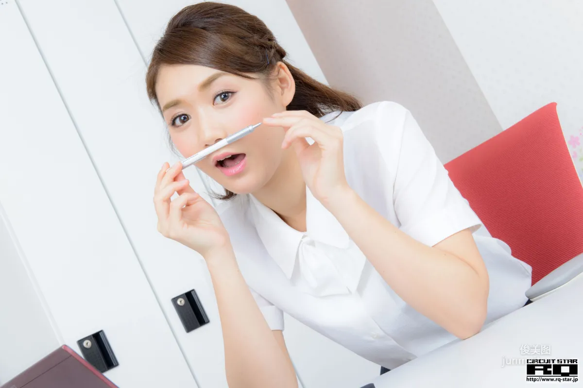 [RQ-STAR] NO.00969 Yumi 優実 Office Lady 黑絲OL 寫真集 57