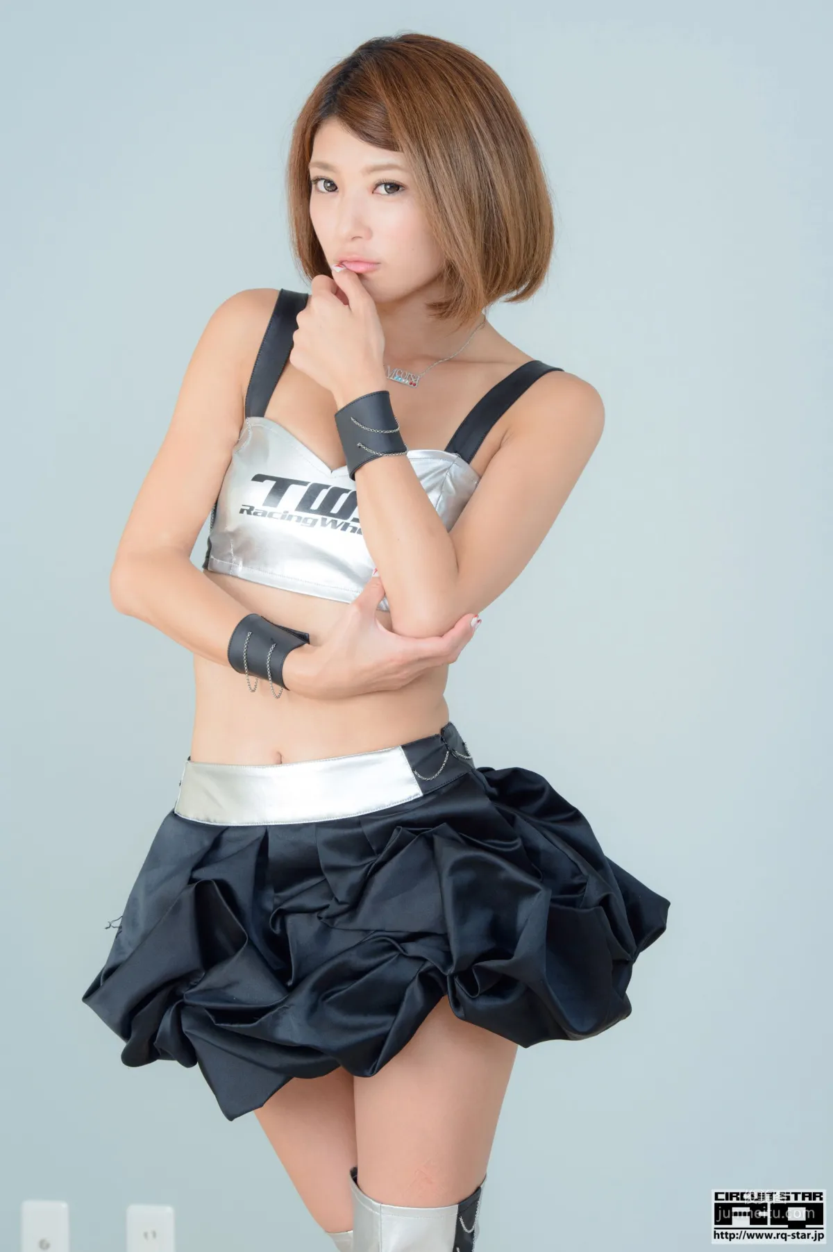 [RQ-STAR] NO.00966 Yoshika Tsujii 辻井美香 Race Queen 賽車女郎 寫真集 25
