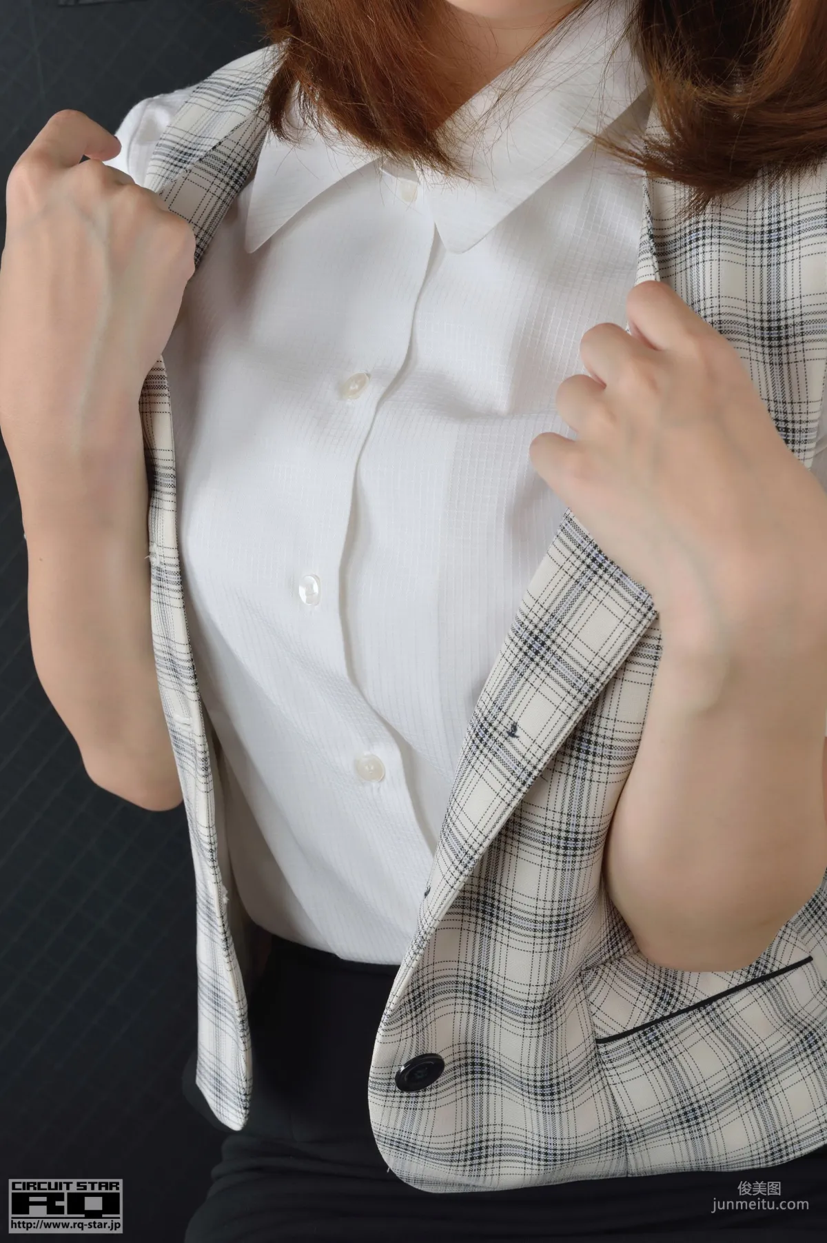 [RQ-STAR] NO.00993 Ayaka Takahashi 高橋あやか Office Lady 黑絲OL 寫真集 70