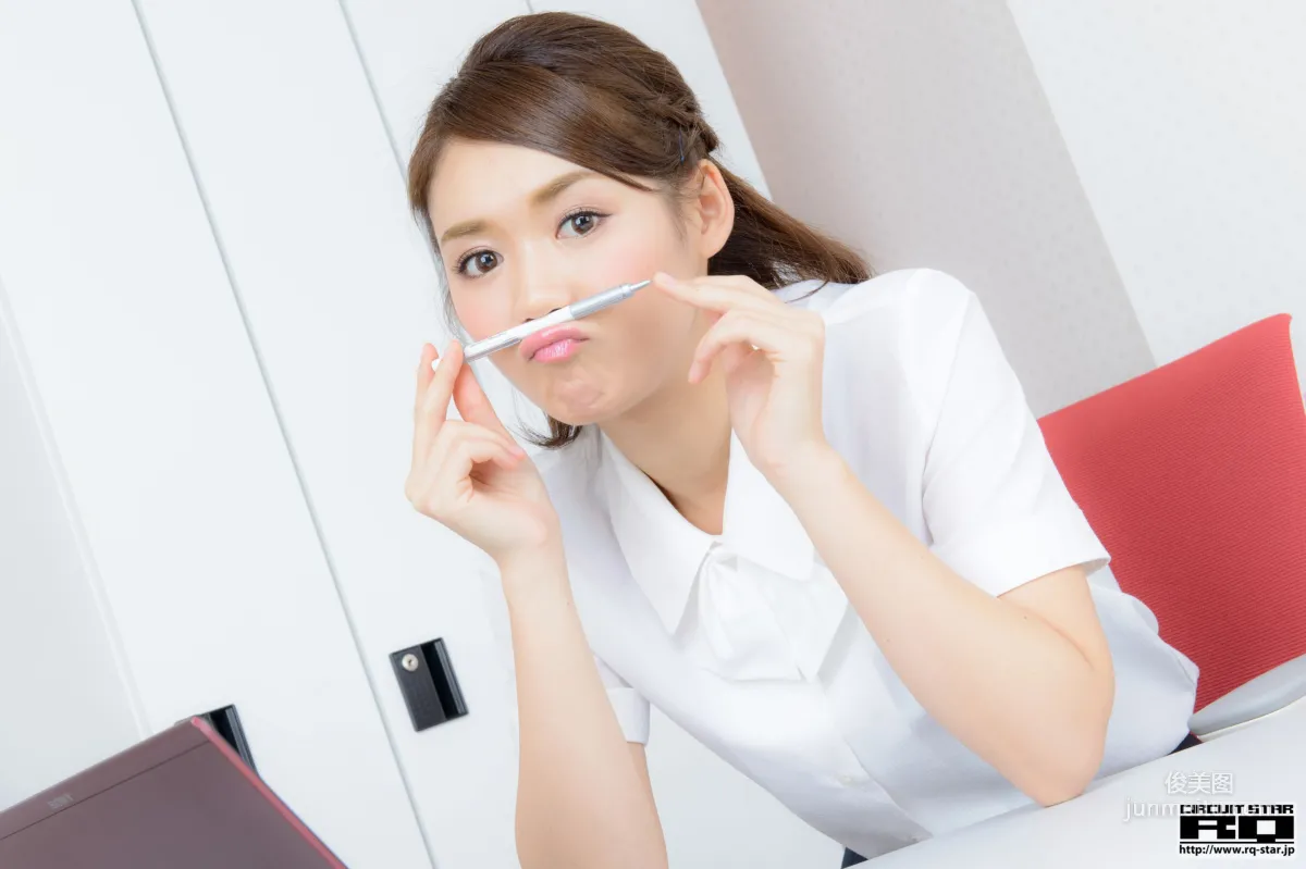 [RQ-STAR] NO.00969 Yumi 優実 Office Lady 黑絲OL 寫真集 58