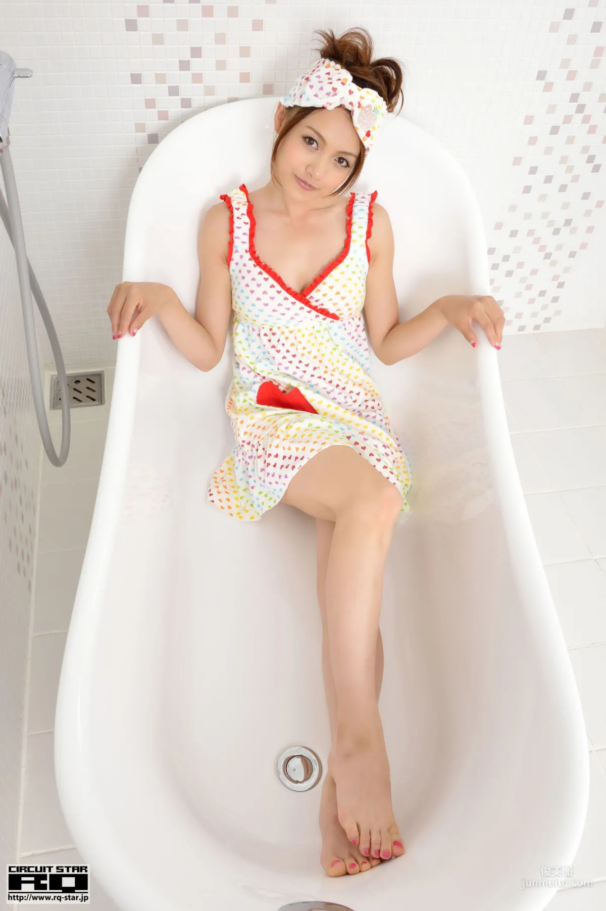 [RQ-STAR] NO.01030 Rina Itoh いとうりな Camisole 浴室睡衣 寫真集 62