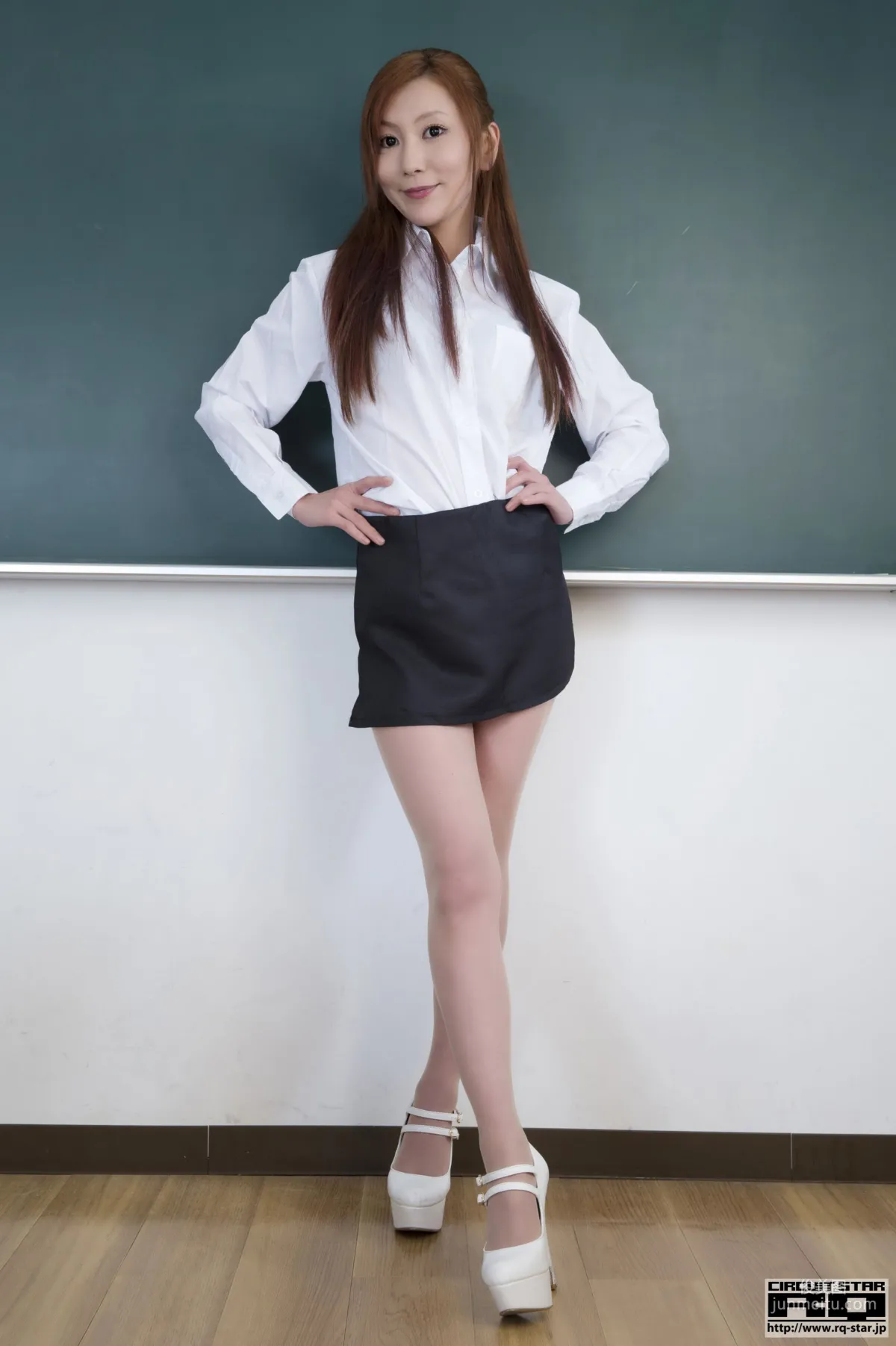 [RQ-STAR] NO.01001 Lina りな Teacher 教室女教師 寫真集 8