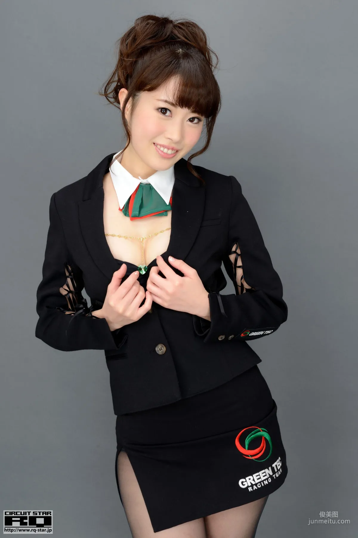 [RQ-STAR] NO.00909 Tsukina Kuramoto 倉本月奈 Race Queen 賽車女郎 寫真集 26