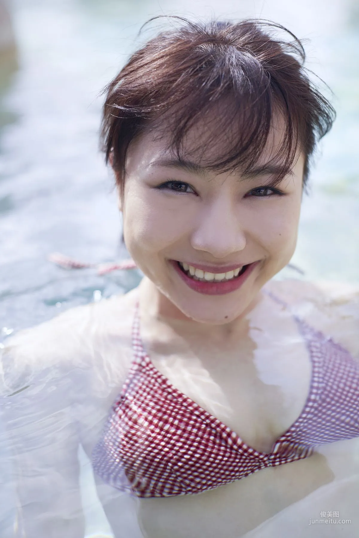 石田亜佑美 Ishida Ayumi [Hello! Project Digital Books] Vol.149 寫真集 37