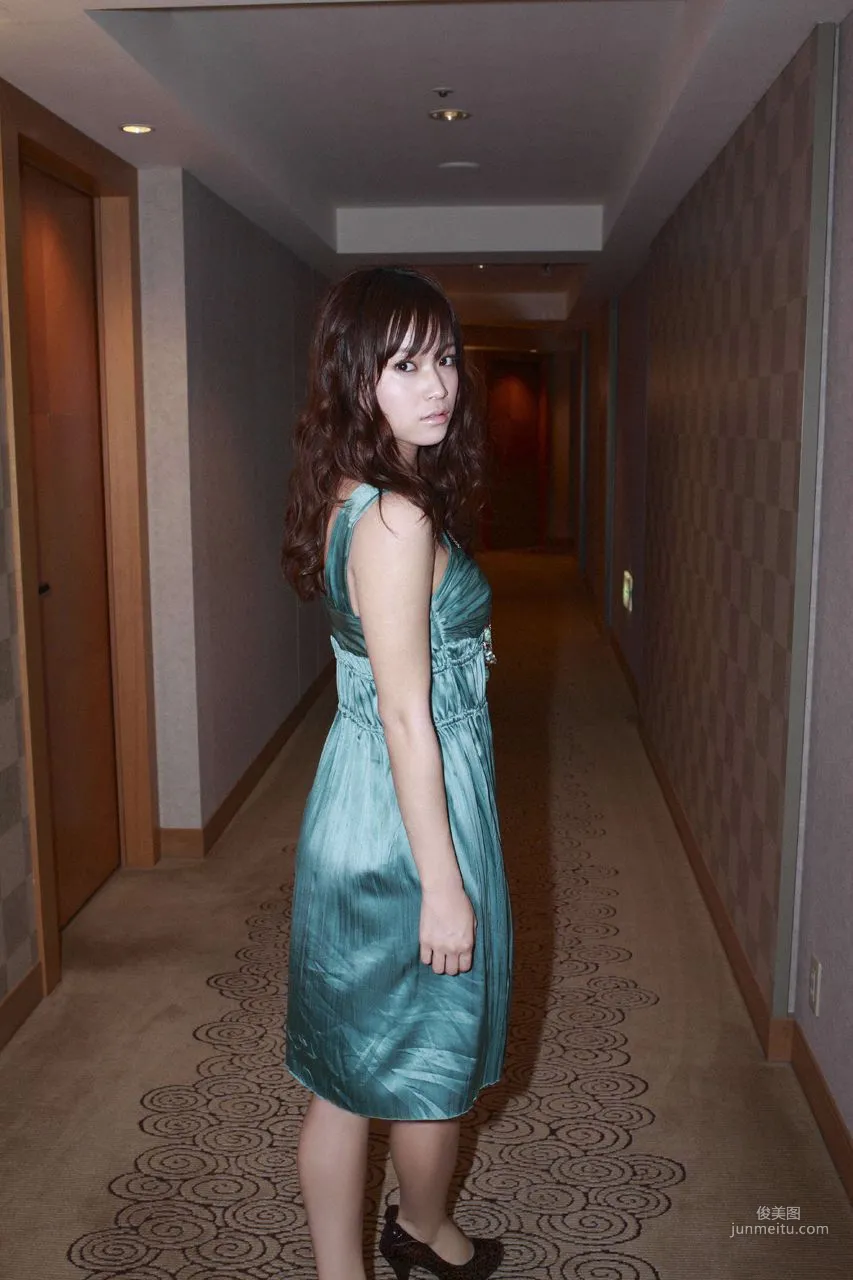 Eri Kamei 亀井絵裡 [Hello! Project Digital Books] Vol.65 寫真集 22