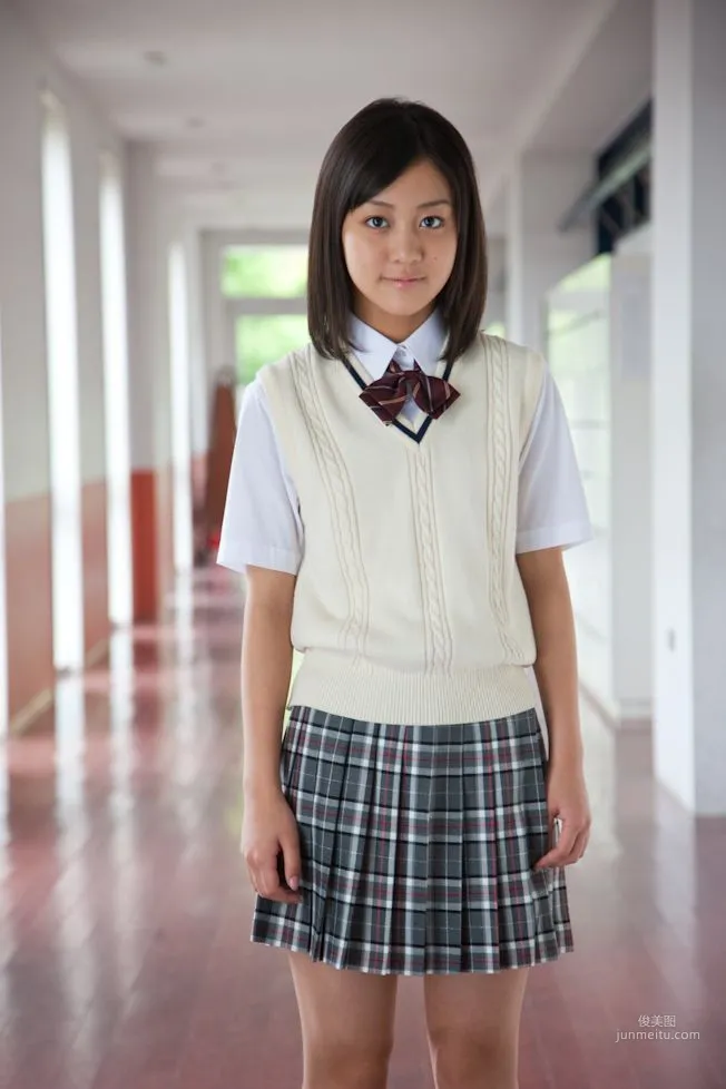 萩原舞 Mai Hagiwara [Hello! Project Digital Books] Vol.70 寫真集 5