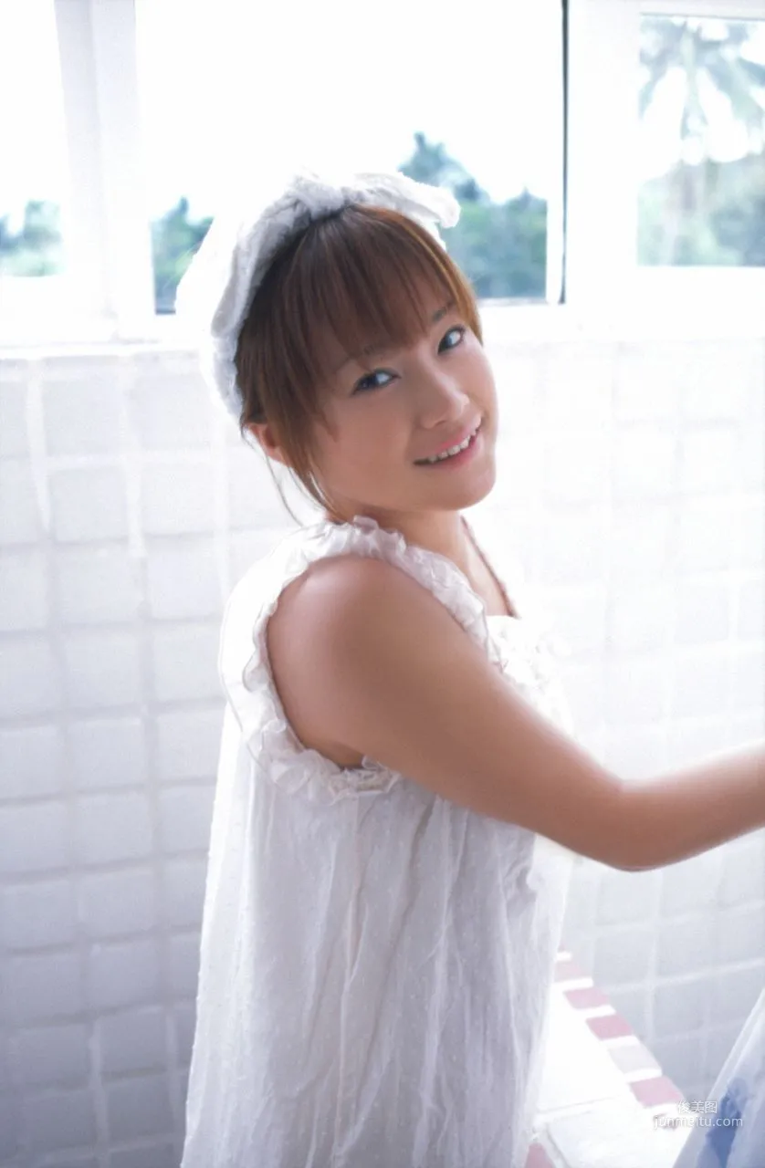 Eri Kamei 亀井絵裡 [Hello! Project Digital Books] Vol.38 寫真集 44