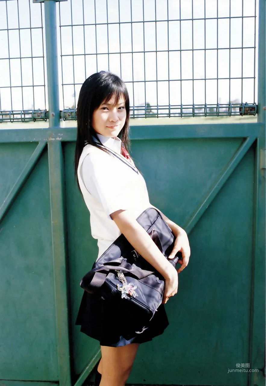 Eri Kamei 亀井絵裡 [Hello! Project Digital Books] Vol.17 寫真集 31