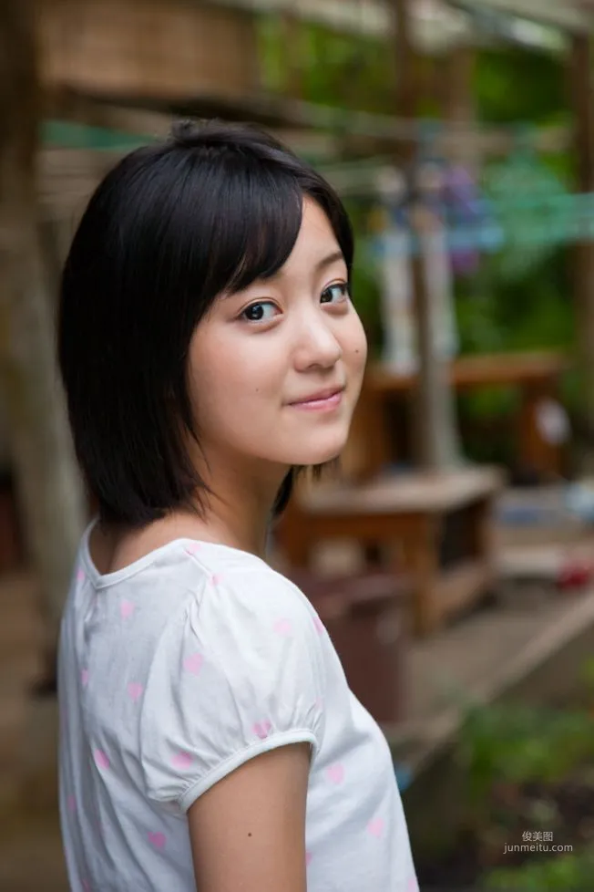 萩原舞 Mai Hagiwara [Hello! Project Digital Books] Vol.70 寫真集 32