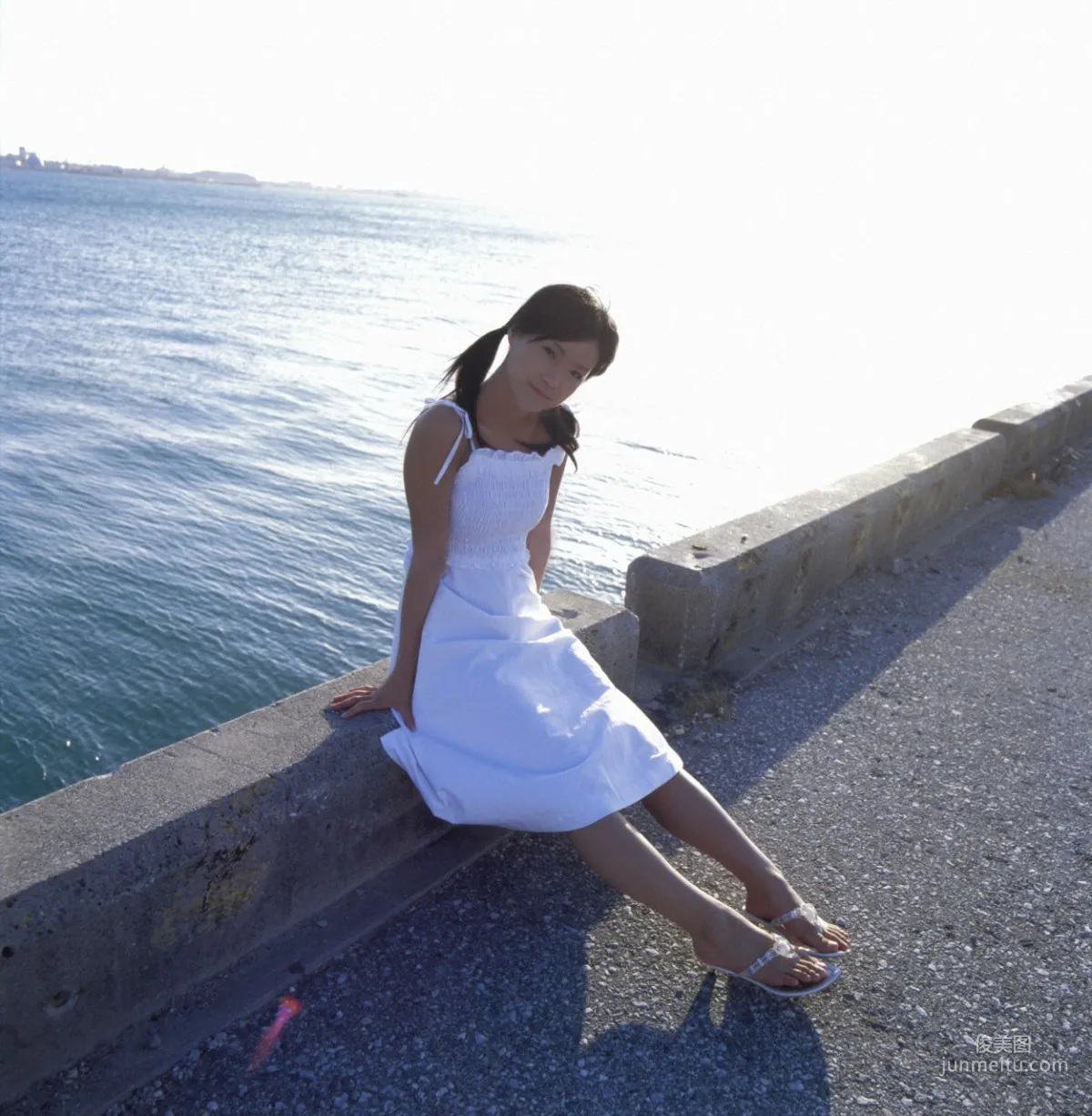 Eri Kamei 亀井絵裡 [Hello! Project Digital Books] Vol.17 寫真集 50