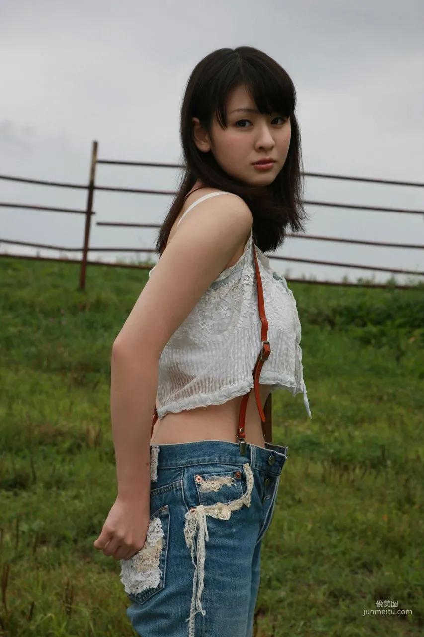 菅谷梨沙子 Risako Sugaya [Hello! Project Digital Books] Vol.68 寫真集 108