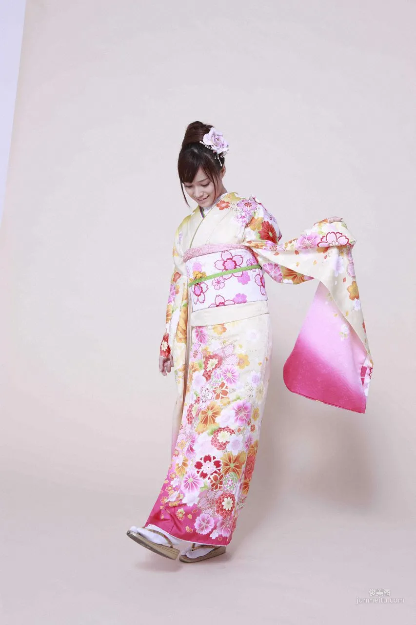 Eri Kamei 亀井絵里 [Hello! Project Digital Books] Vol.65 写真集17