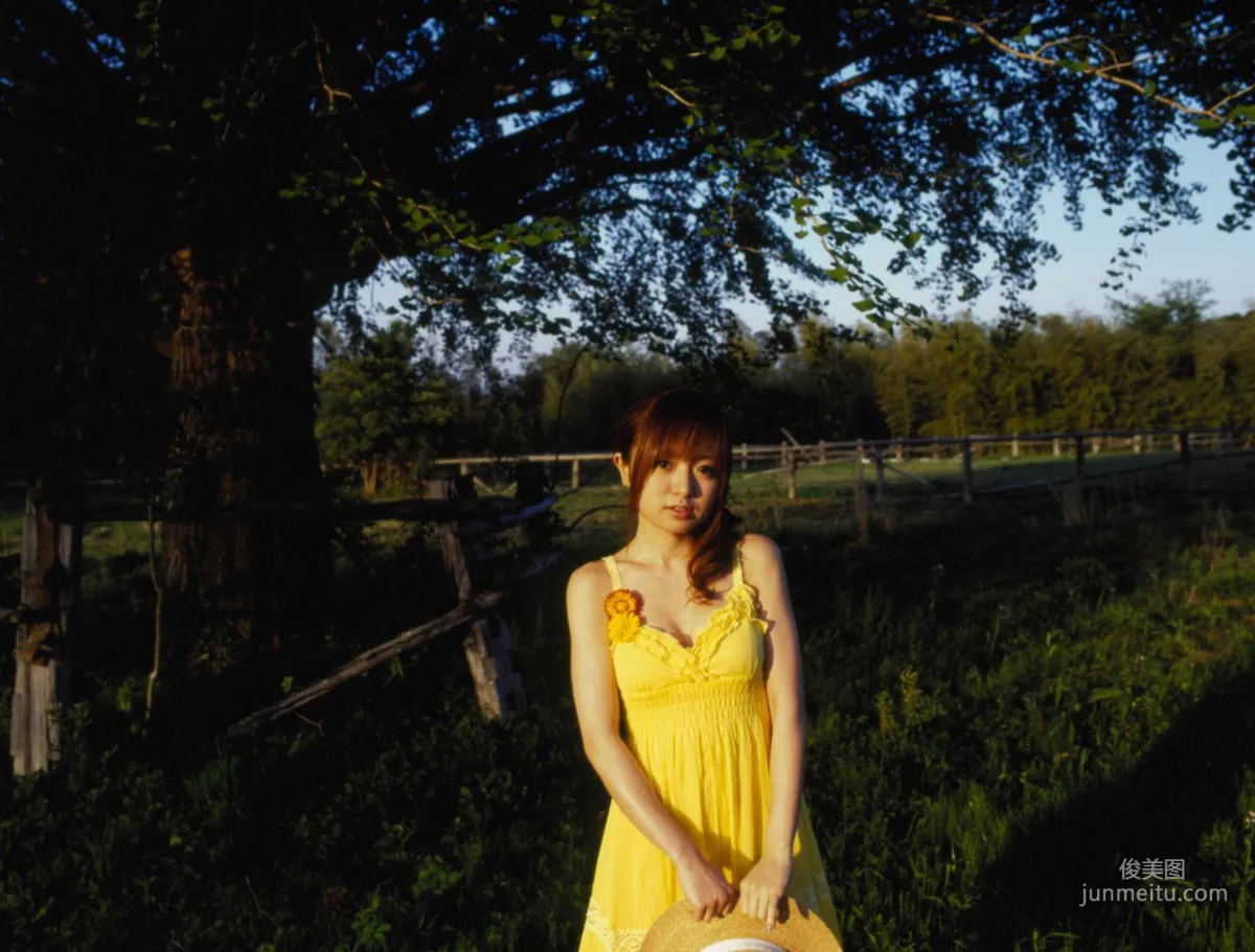 Asami Konno 绀野朝美/紺野あさ美 [Hello! Project Digital Books] Vol.36 寫真集 22