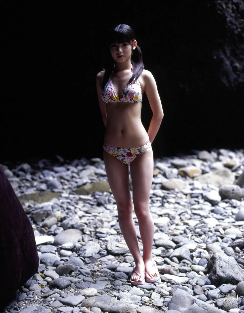石川梨華、道重さゆみ [Hello! Project Digital Books] Vol.21 寫真集 34