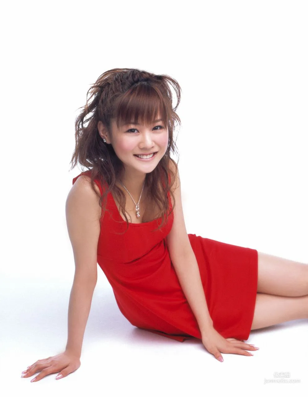 Risa Niigaki 新垣裡沙 [Hello! Project Digital Books] Vol.33 寫真集 57