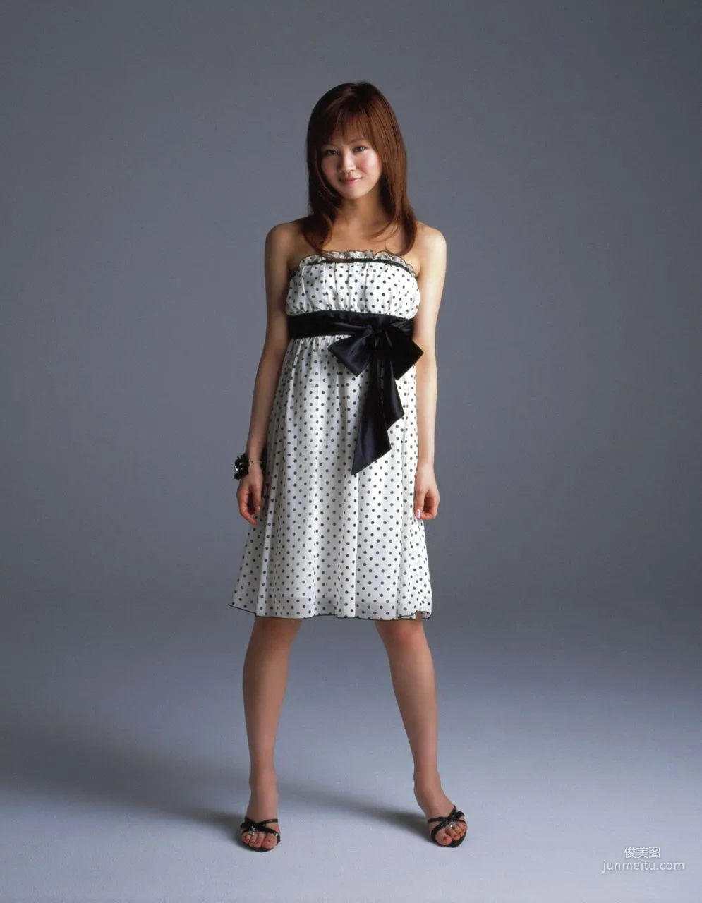 Risa Niigaki 新垣裡沙 [Hello! Project Digital Books] Vol.33 寫真集 24