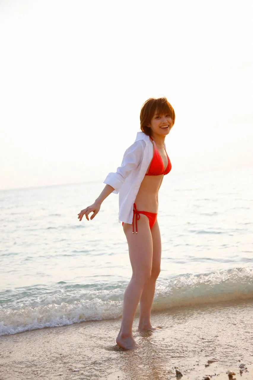 Ai Takahashi 高橋愛 [Hello! Project Digital Books] Vol.58 寫真集 41