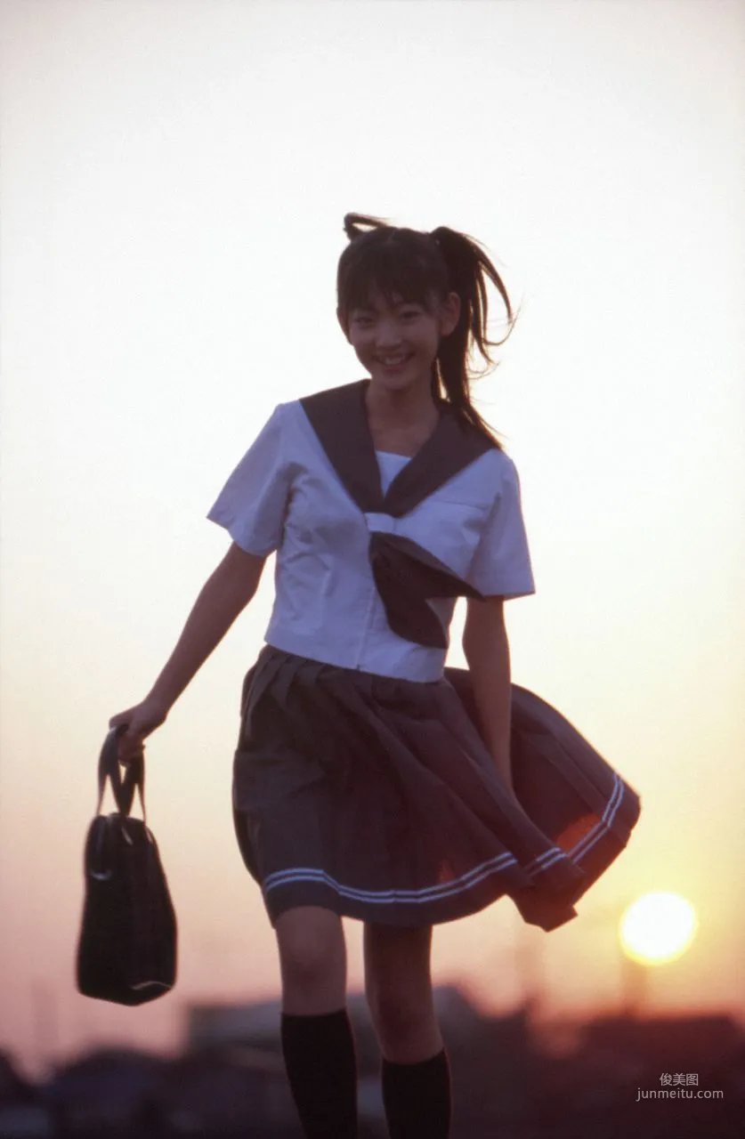 Airi Suzuki 鈴木愛理 [Hello! Project Digital Books] Vol.43 寫真集 107