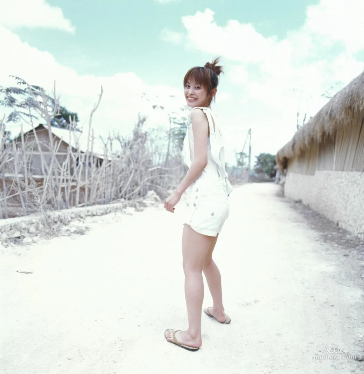 Ai Takahashi 高橋愛 [Hello! Project Digital Books] Vol.50 寫真集 101