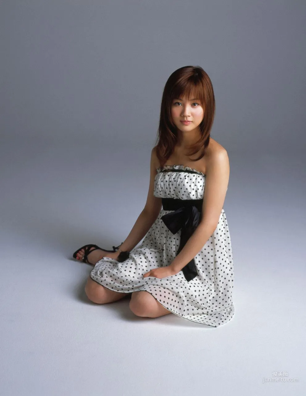 Risa Niigaki 新垣裡沙 [Hello! Project Digital Books] Vol.33 寫真集 25