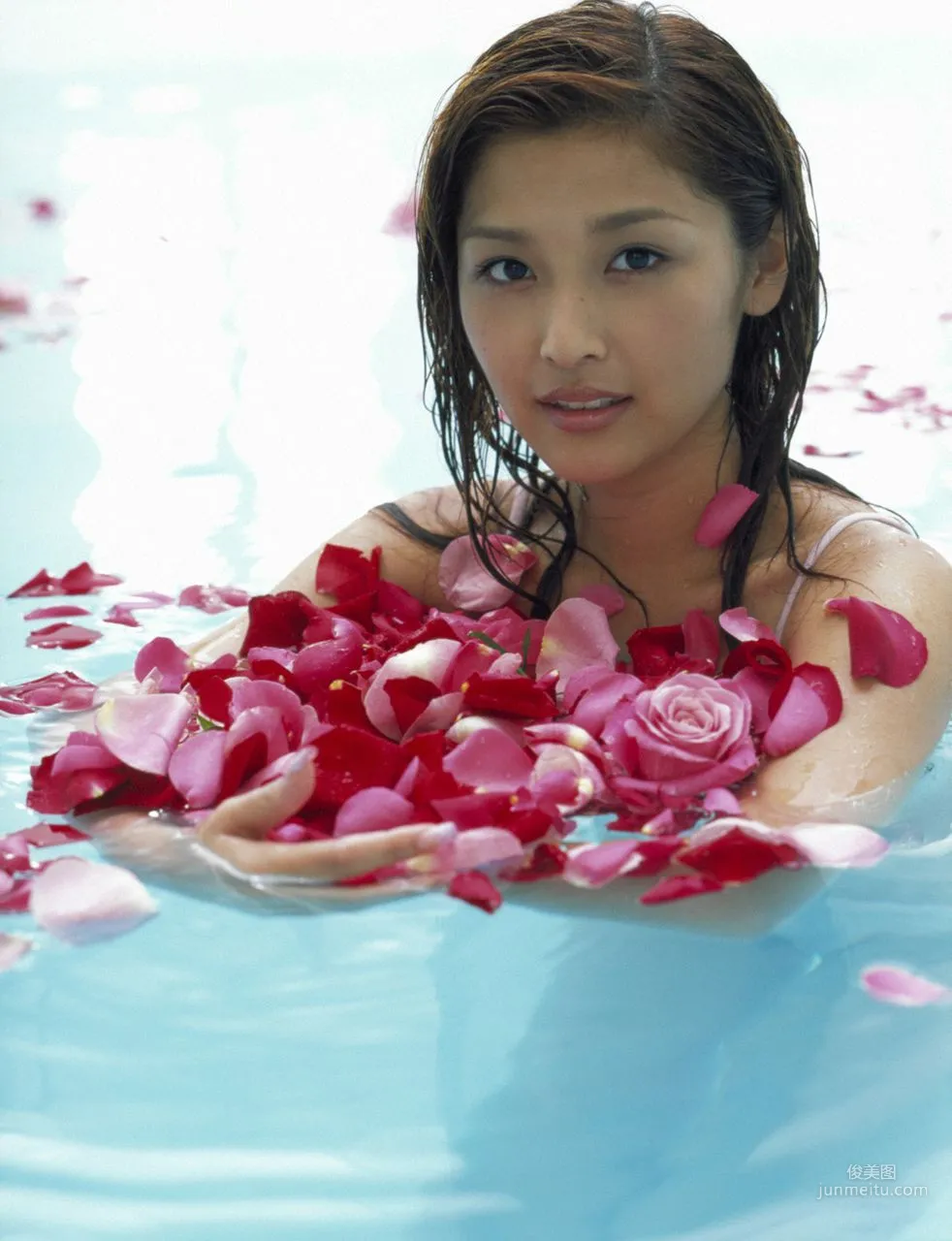 Biyuuden 美勇伝 [Hello! Project Digital Books] Vol.22 寫真集 97