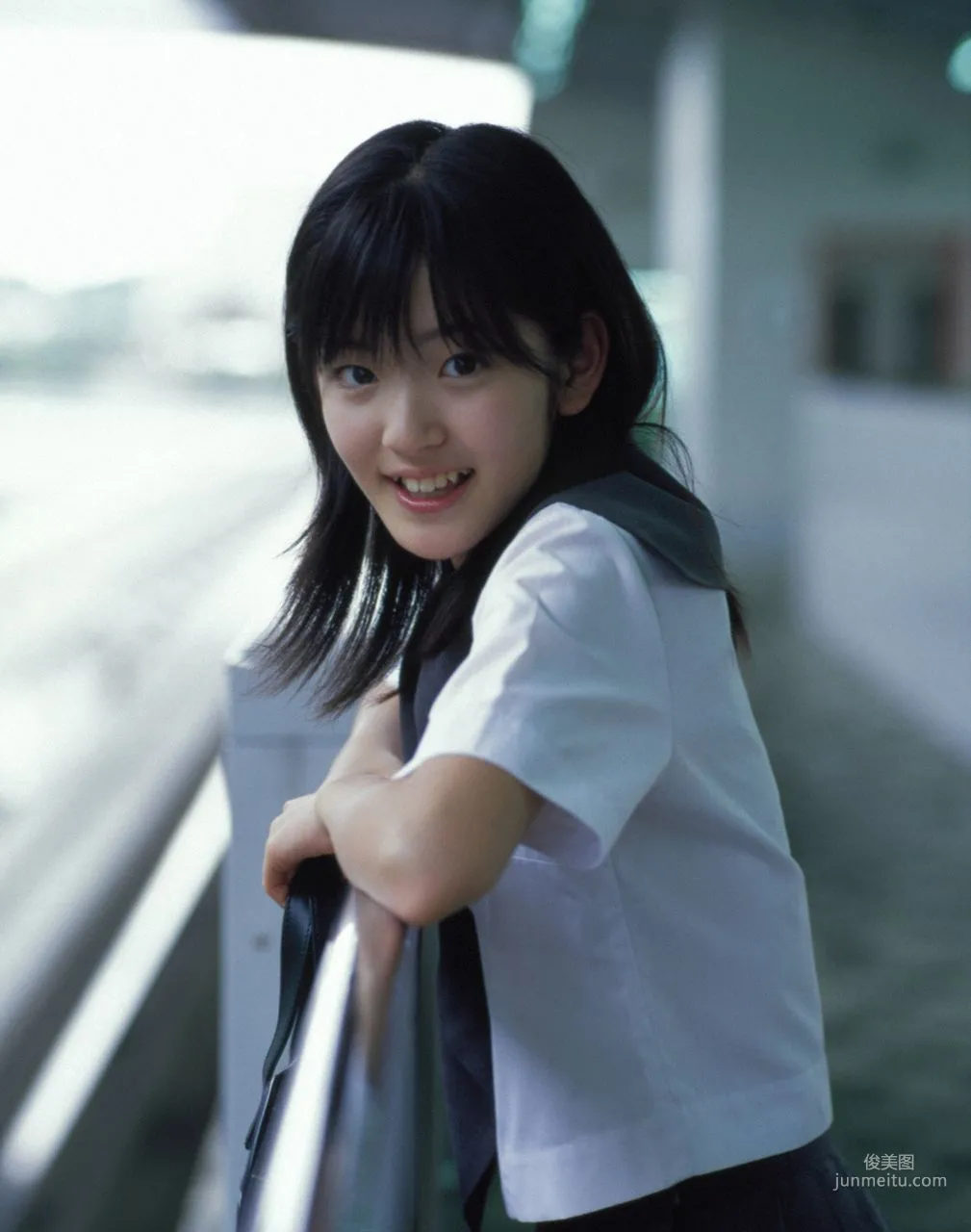 Airi Suzuki 鈴木愛理 [Hello! Project Digital Books] Vol.43 写真集9
